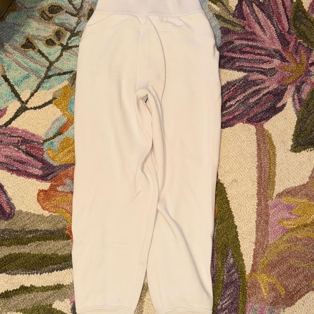 Lululemon Cream Fleece Joggers with Cable Detail - Picture 2 of 2